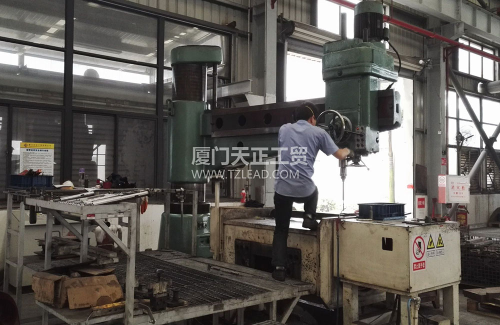 Radial Drilling Machine